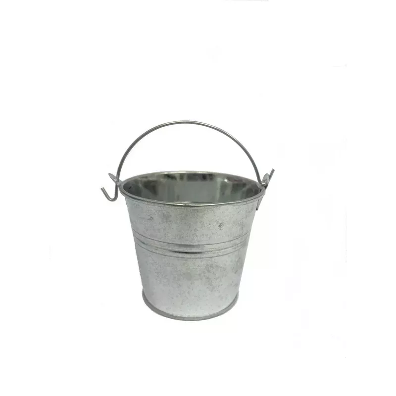 דלי פח קוטר 8  ס"מ- כסף של חברת דקל בע"מ